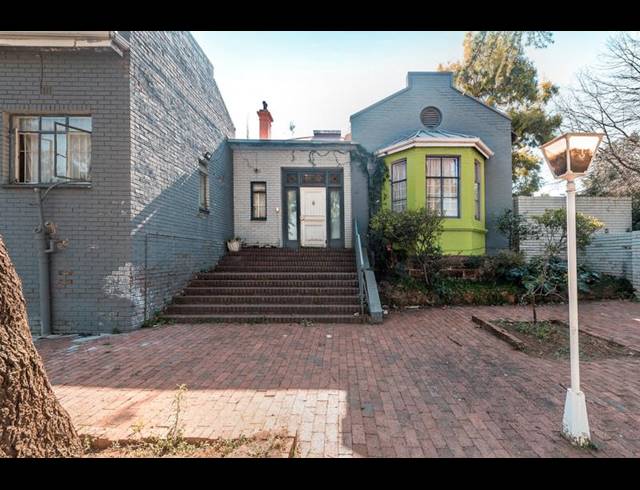 21 BEDROOM HOUSE FOR SALE IN JEPPESTOWN